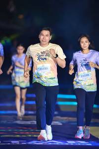 BIB: 
                            <button type="button" onclick="openModal(25219242)" class="btn btn-primary btn-sm float-right btn-popup" data-toggle="modal" data-target=".modal-high-quality">
                        <i class="fas fa-shopping-cart"></i> Add to Cart
                    </button>
                                            <button type="button" onclick="isThisMe(25219242, true)" class="btn btn-success btn-sm float-right btn-popup btn-isme hidden" data-toggle="tooltip" data-placement="bottom" title="นี่คือรูปของคุณใช่ไหม คลิกที่นี่เพื่อเอาเข้าอัลบั้ม">
                        <i class="fas fa-plus"></i> Add to album
                    </button>
                    <button type="button" onclick="isThisMe(25219242, false)" class="btn btn-warning btn-sm float-right btn-popup btn-isnotme hidden">
                        <i class="fas fa-ban"></i> Remove from album
                    </button>